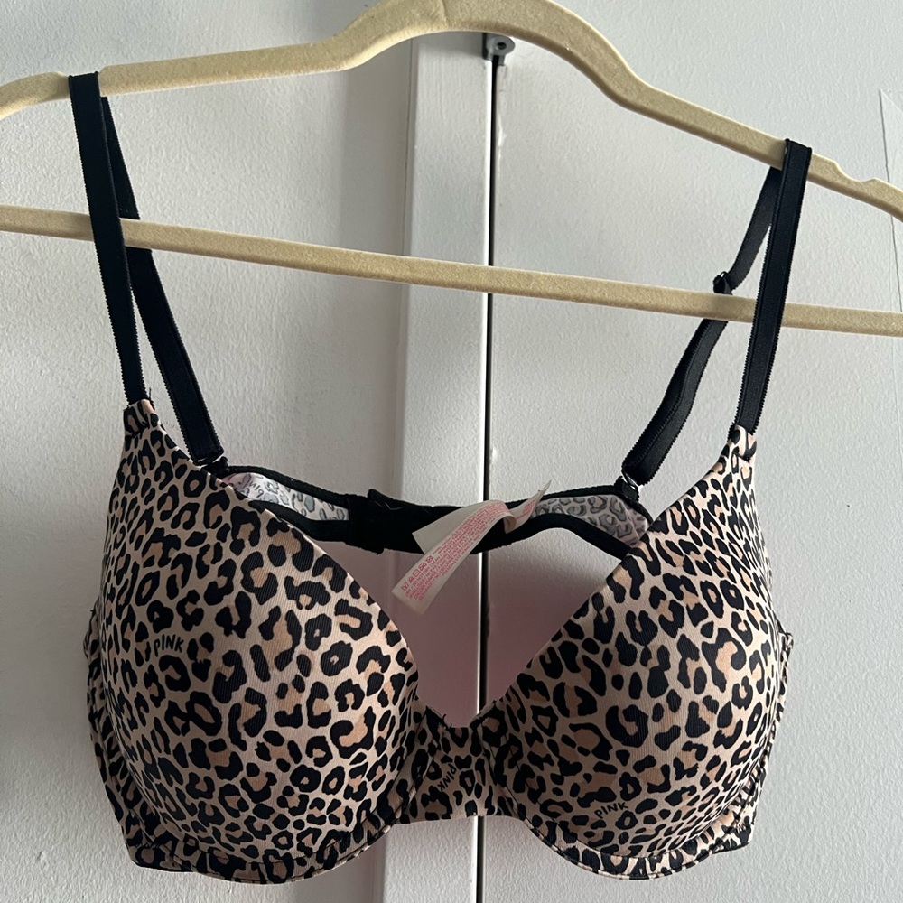 Victoria’s Secret PINK Leopard Print Women's Push Up Bra Size 36B
